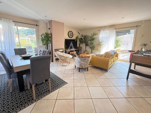 Idron maison 5 pièce(s) et garage