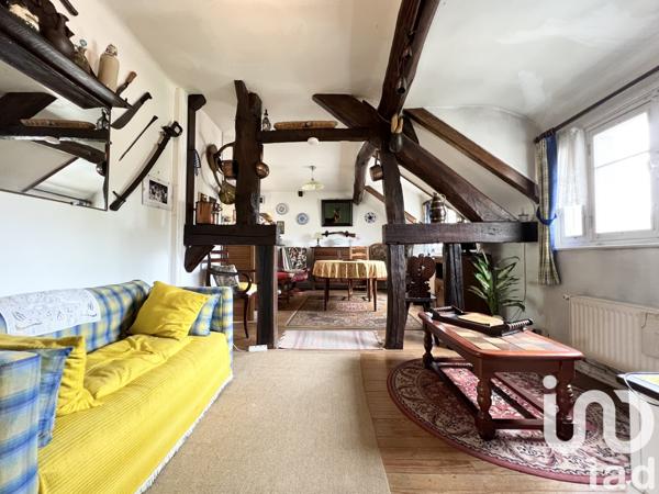 Maison à vendre 12 pièces 231 m² Saint-Cyr-sous-Dourdan