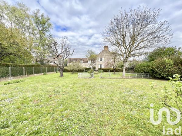 Maison à vendre 12 pièces 231 m² Saint-Cyr-sous-Dourdan