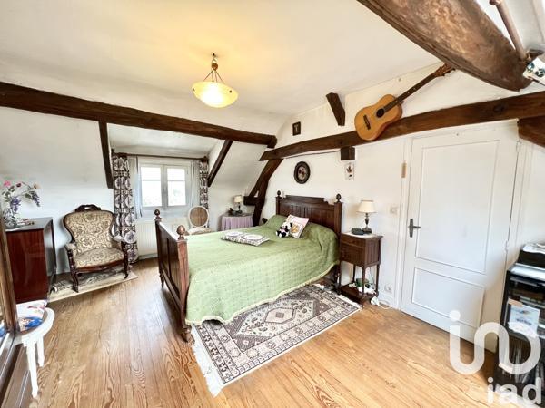 Maison à vendre 12 pièces 231 m² Saint-Cyr-sous-Dourdan