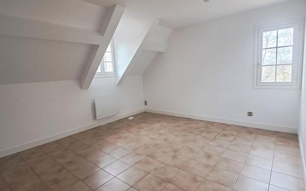 Maison à louer    4 pièces • 128 m2 Gien