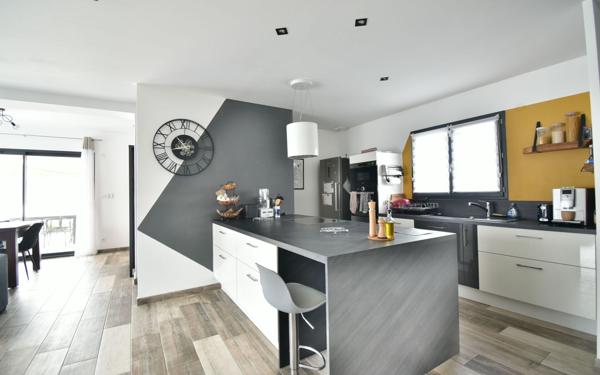 Maison à vendre    4 pièces •  Meximieux