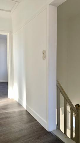 Maison de village
                                                                                                                                                                                                                                                                                                                        3 pièce(s)                                                                                                                                                                                                          2 chambre(s)                                                                                                                                                                                                          74  m²