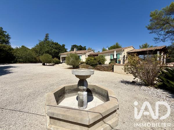 Maison à vendre 5 pièces 160 m² Saint-Maximin-la-Sainte-Baume