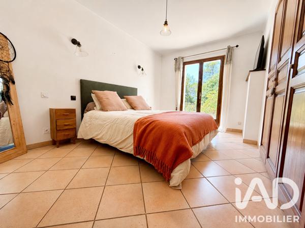 Maison à vendre 5 pièces 160 m² Saint-Maximin-la-Sainte-Baume