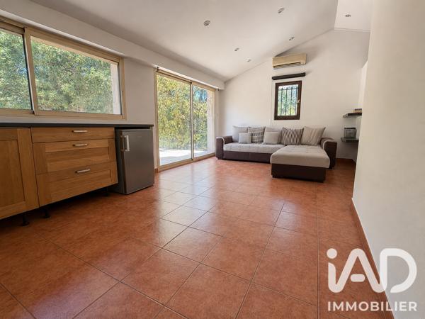 Maison à vendre 5 pièces 160 m² Saint-Maximin-la-Sainte-Baume