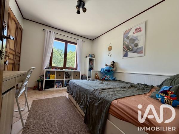 Maison à vendre 5 pièces 160 m² Saint-Maximin-la-Sainte-Baume