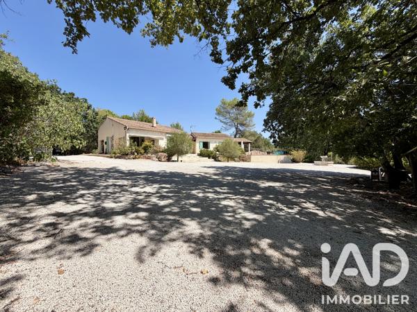 Maison à vendre 5 pièces 160 m² Saint-Maximin-la-Sainte-Baume