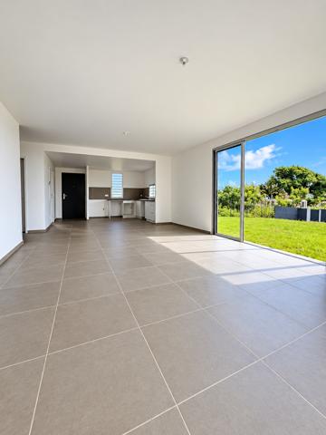 A LOUER VILLA NEUVE T5 GOYAVE