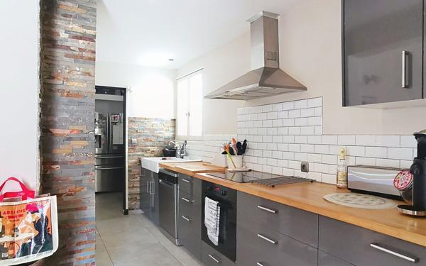 Maison à vendre    6 pièces •  Toulon