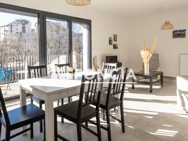 Location Appartement meublé 4 pièces 71.36 m² - Embrun 05200