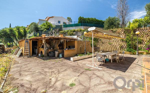 Maison à vendre    6 pièces • 205 m2 Nice