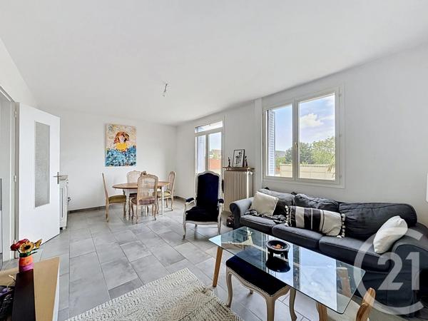 Maison à vendre  5 pièces - 72 m 2   VITRY SUR SEINE  - 94