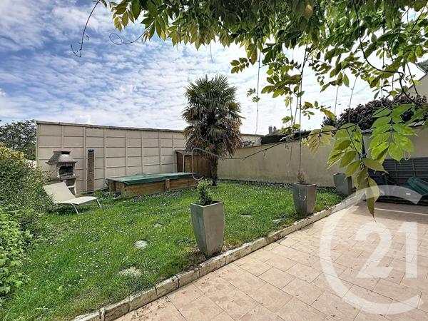 Maison à vendre  5 pièces - 72 m 2   VITRY SUR SEINE  - 94