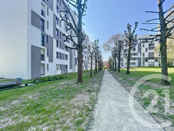 Appartement F4 à vendre  4 pièces - 70,90 m 2   RUNGIS  - 94