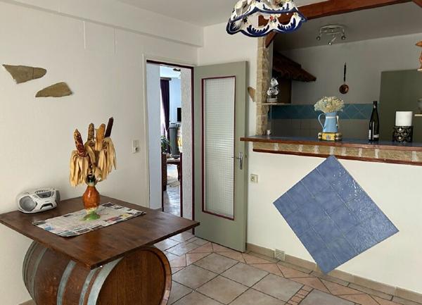 Maison à vendre    6 pièces • 186 m2 Vaison-la-Romaine