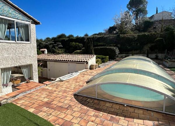 Maison à vendre    6 pièces • 186 m2 Vaison-la-Romaine