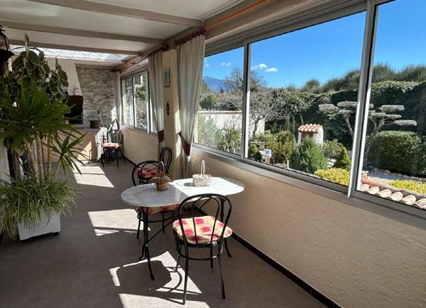 Maison à vendre    6 pièces • 186 m2 Vaison-la-Romaine