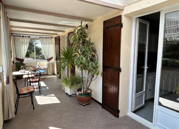 Maison à vendre    6 pièces • 186 m2 Vaison-la-Romaine