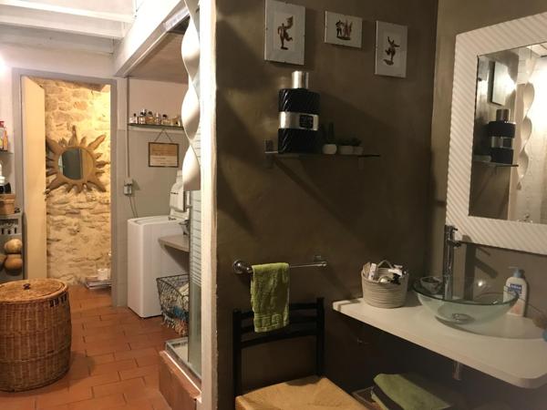 Local commercial + Maison de village coup de cœur !