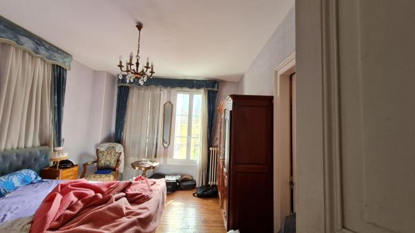 Mussidan Grande Maison  proche du centre ville - 5 chambres sur parcelle de 957 m²
