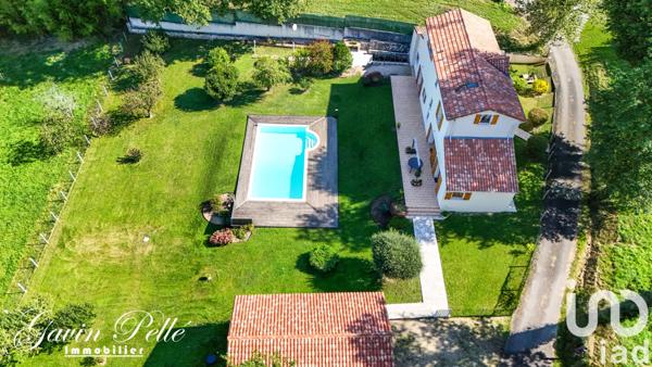 Maison à vendre 7 pièces 210 m² Saint-Benoît-de-Carmaux