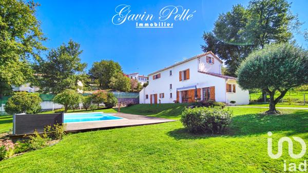 Maison à vendre 7 pièces 210 m² Saint-Benoît-de-Carmaux