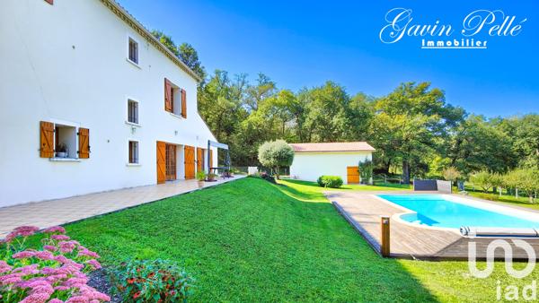 Maison à vendre 7 pièces 210 m² Saint-Benoît-de-Carmaux