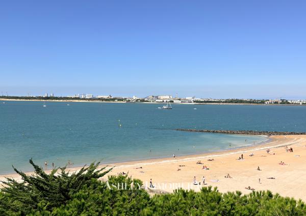 À VENDRE DUPLEX DERNIER ÉTAGE VUE MER ET TERRASSES
