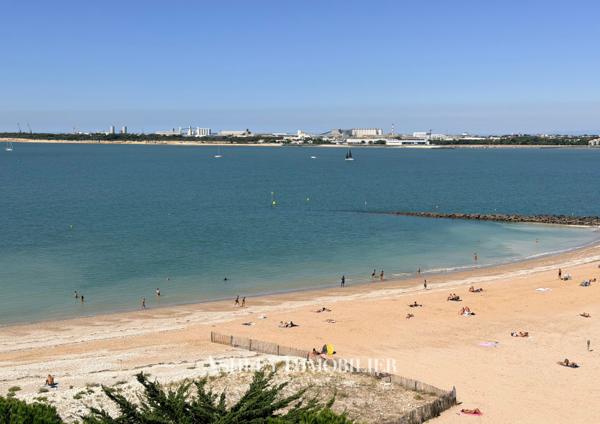 À VENDRE DUPLEX DERNIER ÉTAGE VUE MER ET TERRASSES