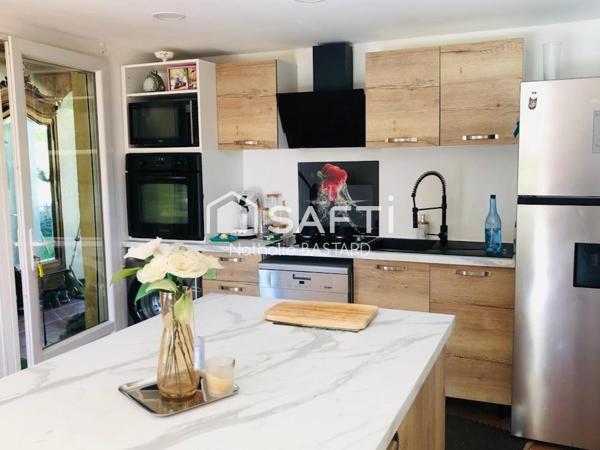 Ensuès Côte Bleue secteur calme et champêtre : jolie maison sur vaste terrain entre mer et village