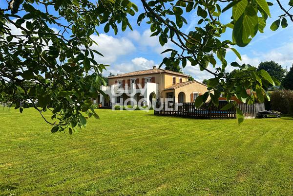 Nord CARCASSONNE - Maison 230 m² 5 chambres en suite, terrain vue Pyrénées .