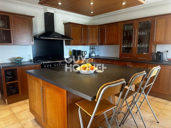 Nord CARCASSONNE - Maison 230 m² 5 chambres en suite, terrain vue Pyrénées .