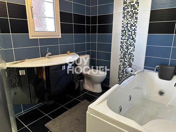 Nord CARCASSONNE - Maison 230 m² 5 chambres en suite, terrain vue Pyrénées .