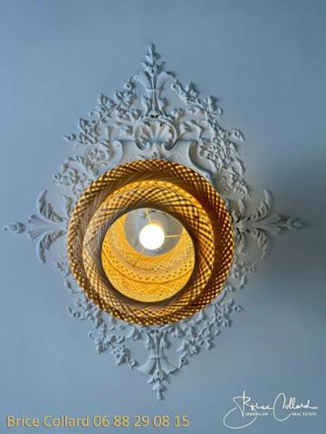 60100 CREIL Maison de caractère, 5-6 chambres, jardin, rare !