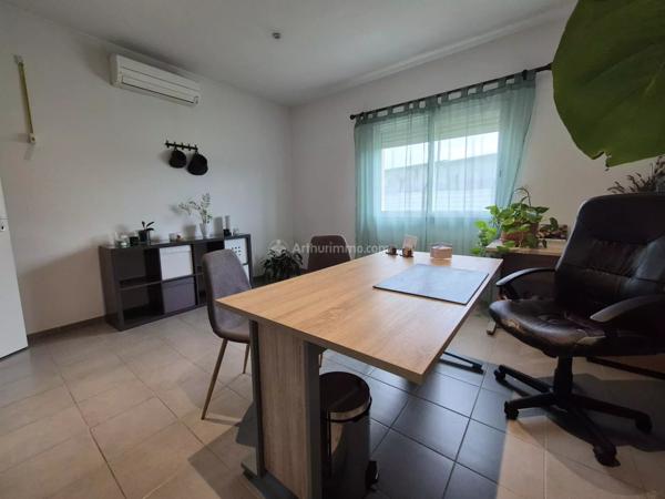 Location Bureau 1 pièces 30 m2 à Le Sequestre