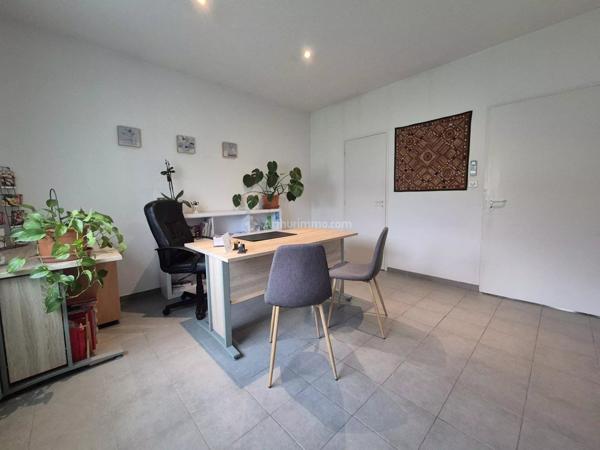 Location Bureau 1 pièces 30 m2 à Le Sequestre