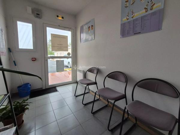 Location Bureau 1 pièces 30 m2 à Le Sequestre