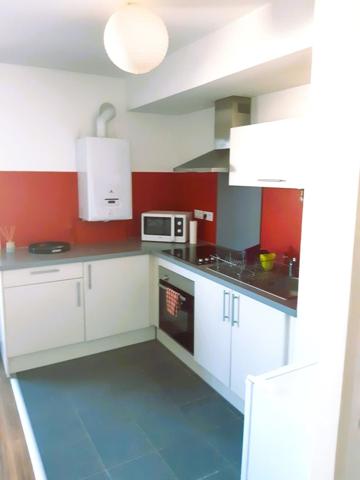 Appartement t2 + balcon et parking