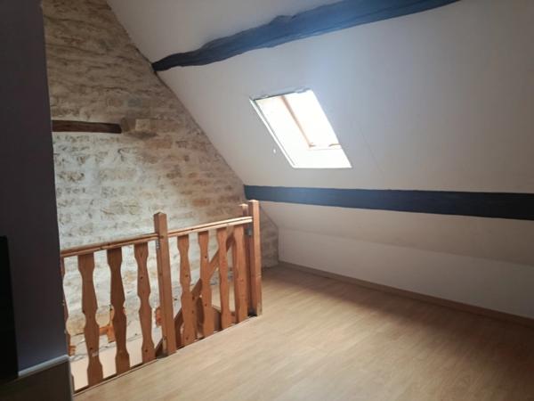 Petit prix – Maison 40 m² avec grand terrain et accès rivière – Prémery