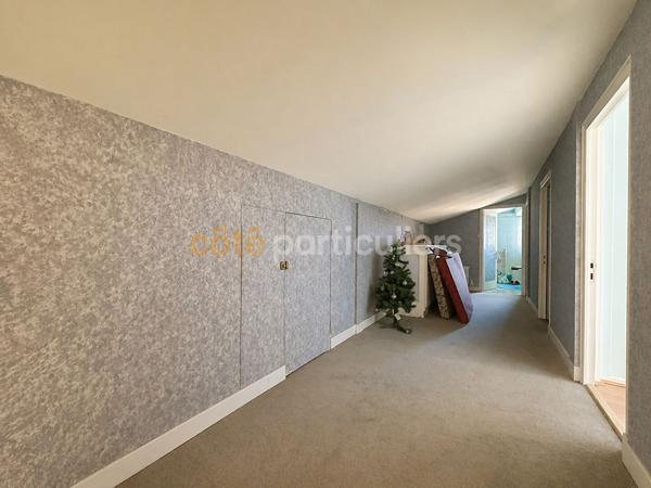 Vente
                Maison152,14 m² - 8 Pièces -
                    VAUX SUR MER (17640)