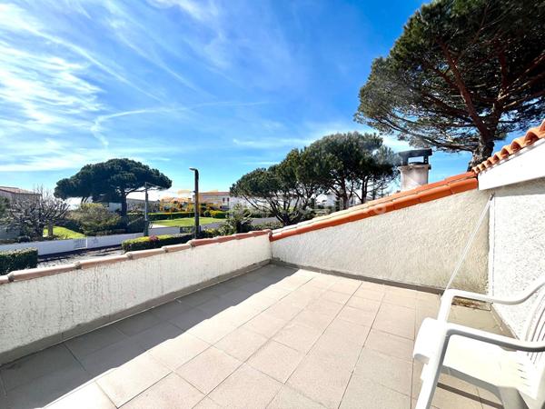 Vente
                Maison152,14 m² - 8 Pièces -
                    VAUX SUR MER (17640)