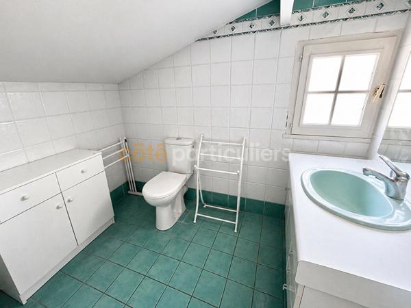 Vente
                Maison152,14 m² - 8 Pièces -
                    VAUX SUR MER (17640)