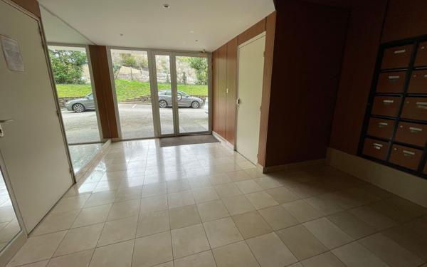 Appartement à vendre    2 pièces • 61,10 m2 Limoges