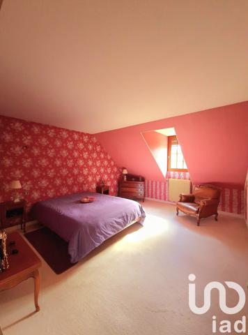 Maison 7 pièces de 188 m² à Saint-Fargeau (89170)