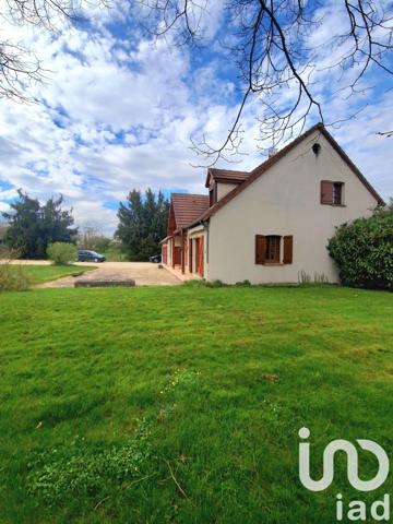 Maison 7 pièces de 188 m² à Saint-Fargeau (89170)