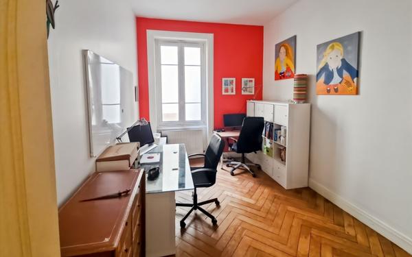 Appartement à vendre    6 pièces • 147,24 m2 Lyon 6