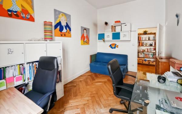 Appartement à vendre    6 pièces • 147,24 m2 Lyon 6