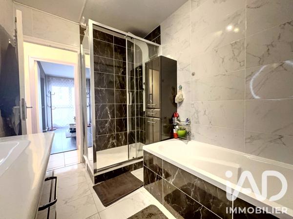 Appartement à vendre 4 pièces 87,96 m² Plaisir