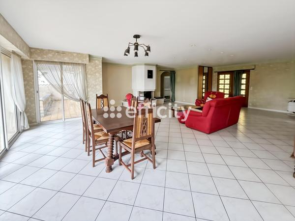 Maison 5 pièces - 150 m²